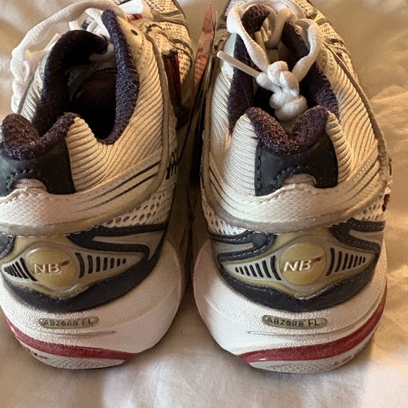 Men’s New Balance 1223 Running Shoes.            NWT No Box - Picture 2 of 8